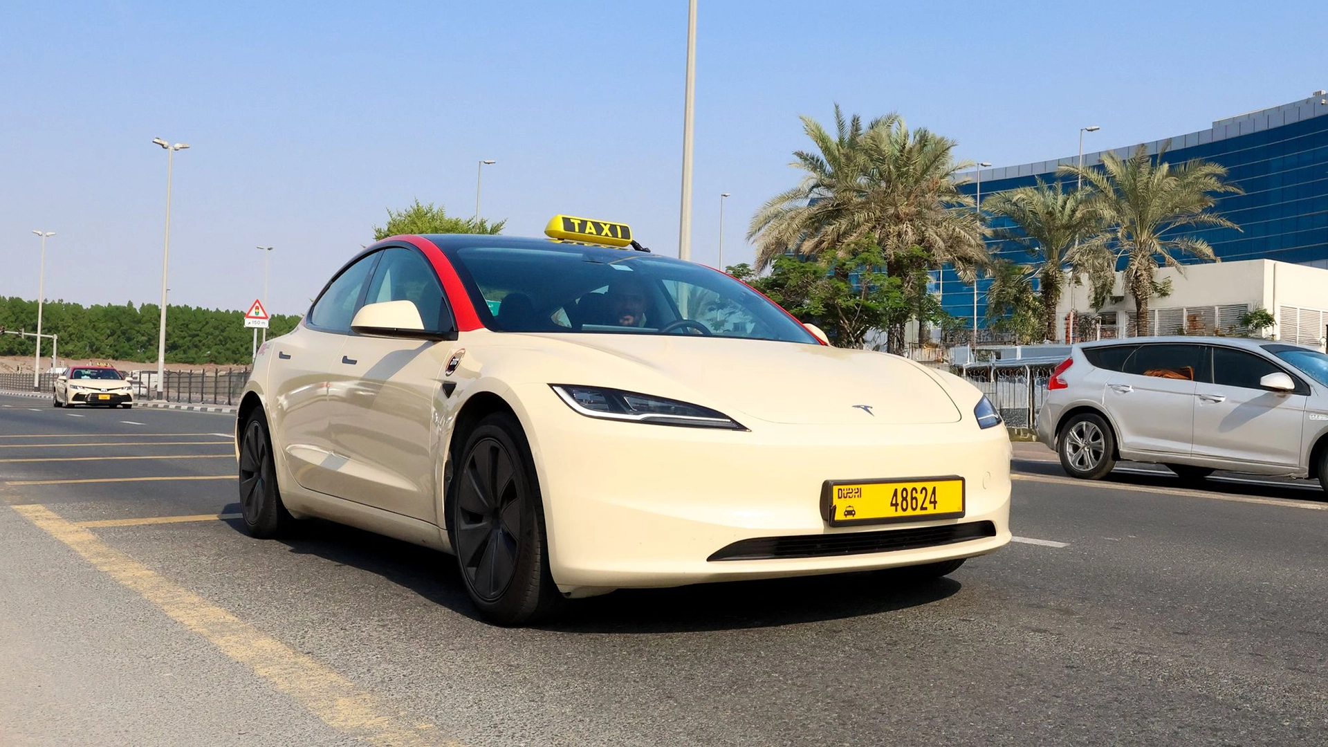 Dubai Airport Taxi Trips: A New Frontier for Advertising